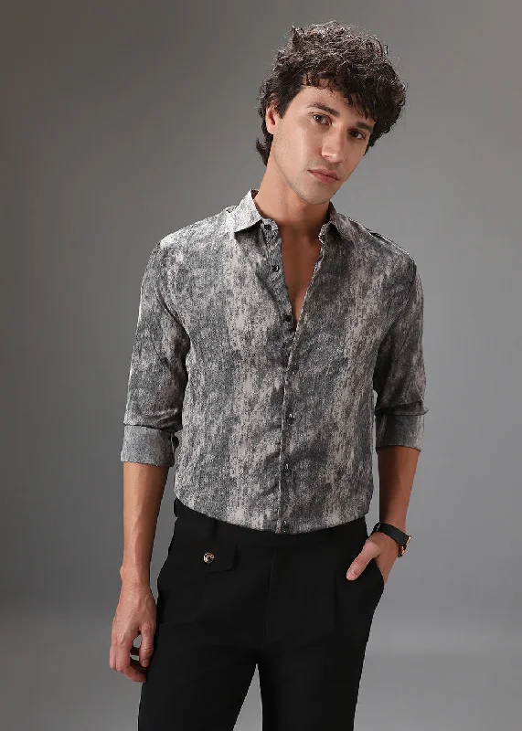 Men's Bold-Color Shirts for a Statement PieceGrey Pink Fade Abstract Printed Shirt