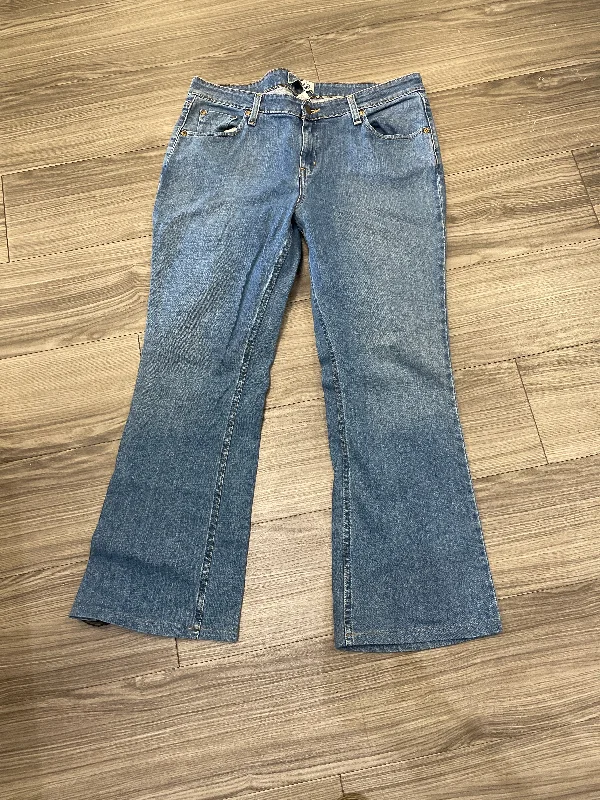 Trendy Men's JeansJeans Boot Cut By Levis In Blue, Size: 14
