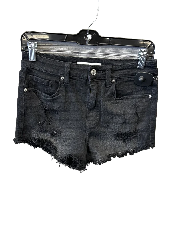 Men's Patterned Pants with Animal PrintsShorts By Clothes Mentor  Size: 4