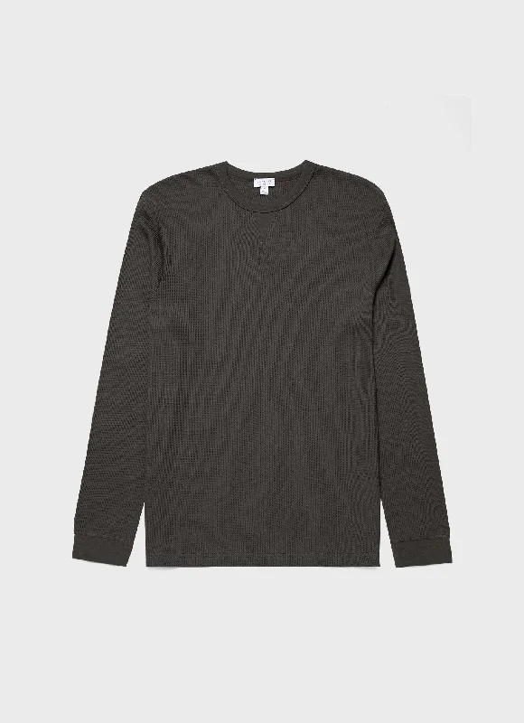 Men's Shirts with Embellished HemlinesMen's Long Sleeve Waffle T-shirt in Drill Green