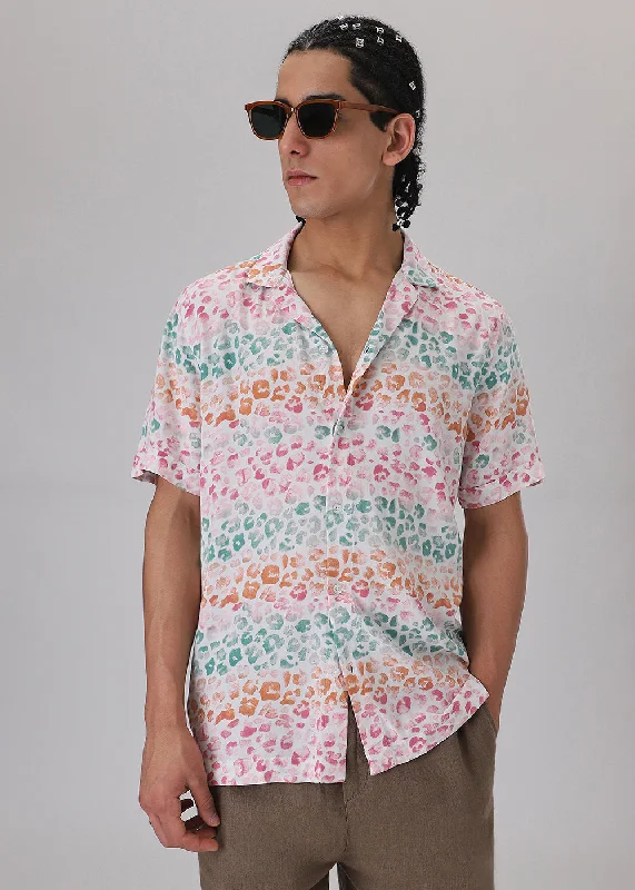 Men's Smart Casual Shirts for Business Casual SettingsMulti coloured Panthera Print Half sleeve shirt