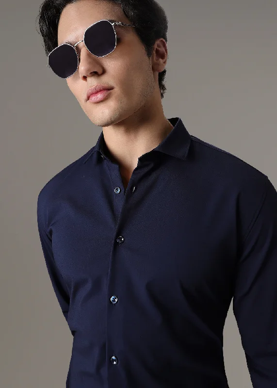Men's Moisture-Wicking Shirts for All-Day ComfortDark Blue Wrinkle Free Shirt