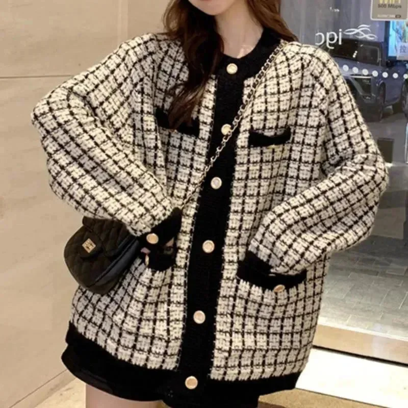 Athletic Men's Performance SweatersPlaid Oversized Cardigan Sweater for Women