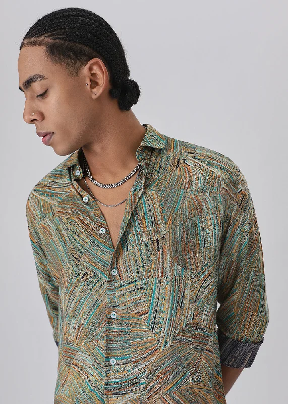 Men's Solid-Colored Shirts for VersatilitySerene Strokes Green Feather Shirt