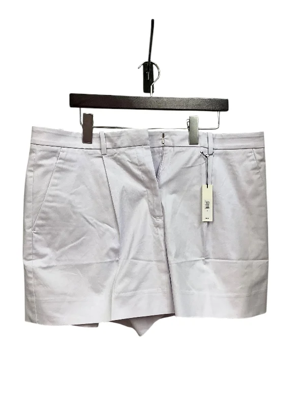 Men's Running Pants for ExerciseShorts By Banana Republic  Size: 16