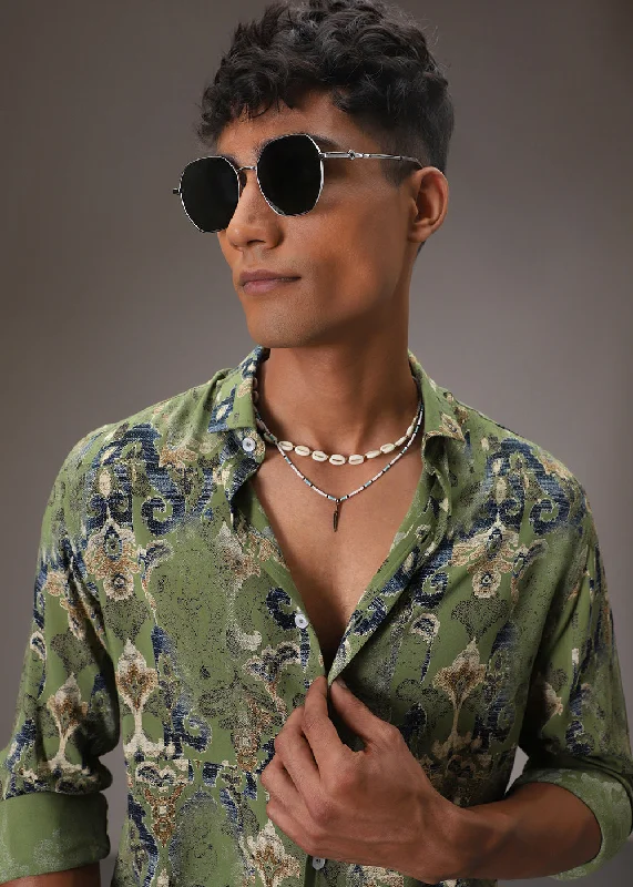 Men's Hawaiian Shirts for a Tropical VibeMisty Green Feather Shirt