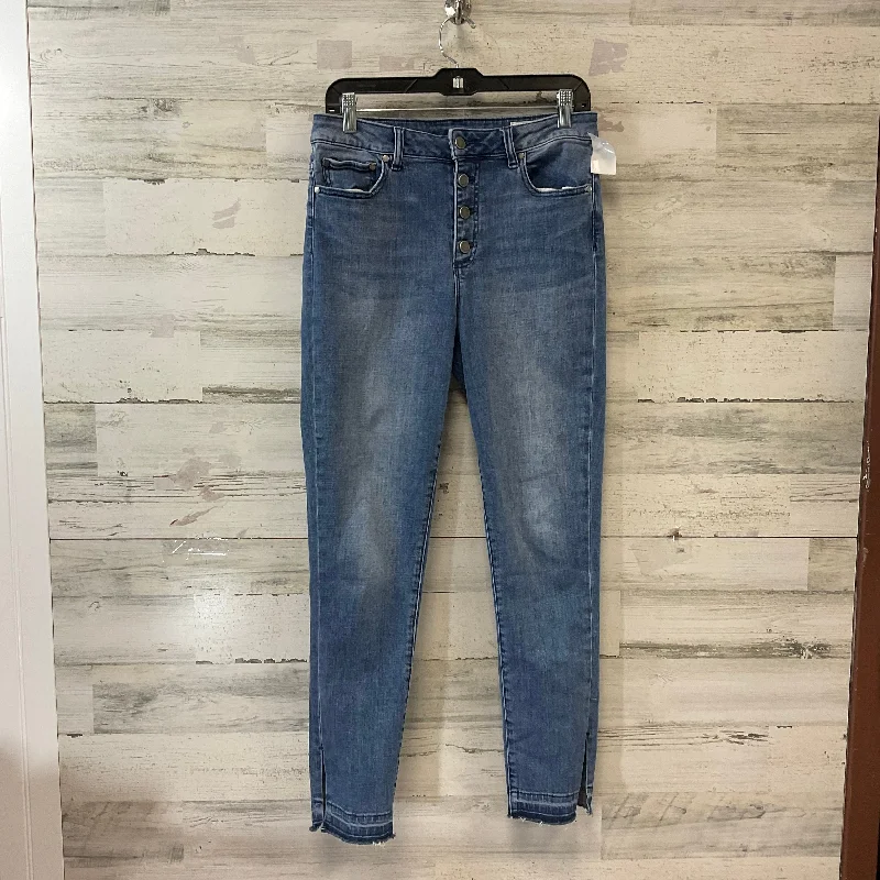 Men's Jeans with a Destroyed LookJeans Straight By Vince Camuto In Blue Denim, Size: 8 Men's Jeans with a Destroyed LookJeans Straight By Vince Camuto In Blue Denim, Size: 8