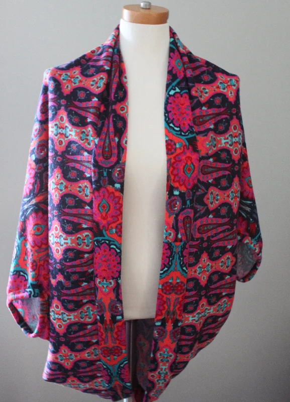 Chic Men's Cashmere SweatersBright Winter Floral Print Knit Shrug