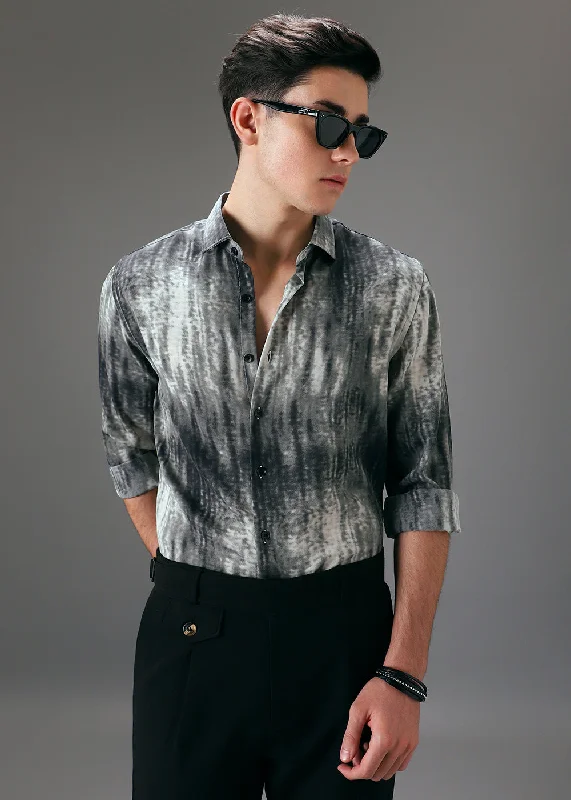 Men's Pattern-Clashing Shirts for Bold FashionGrey Fade Abstract Printed Shirt