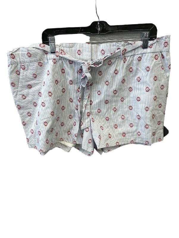 Men's Tapered Pants for a Slimming EffectShorts By Loft  Size: Xl