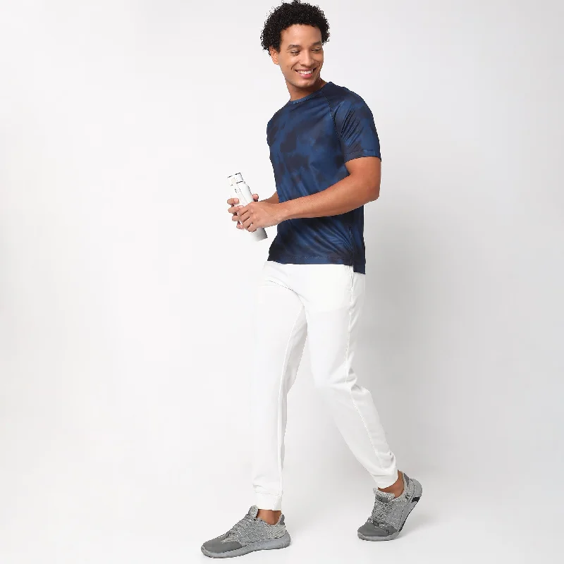 Men's Shirts with Roll-Up SleevesRegular Fit Graphic Performance AirDry ⓒ Tee