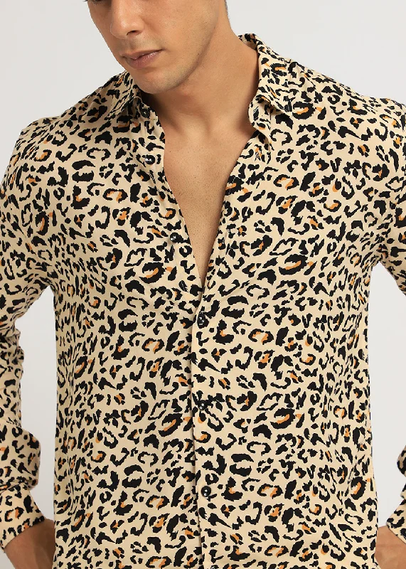 Men's Layering Shirts for Seasonal TransitionsWild Print Full sleeve shirt