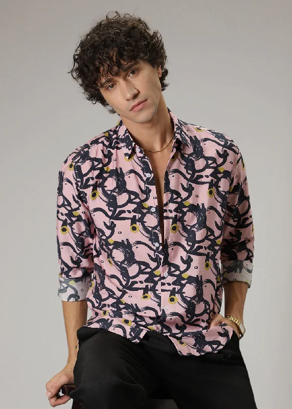 Men's Pocket T-Shirts for Added FunctionalityPink Abstract Print Shirt