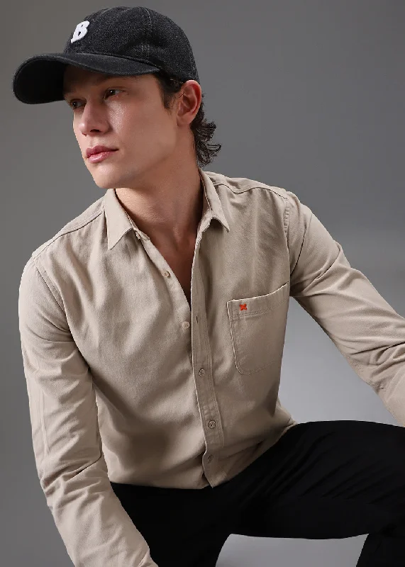 Men's Regular-Fit Shirts for a Classic FitBeige Cotton Single Pocket Shirt