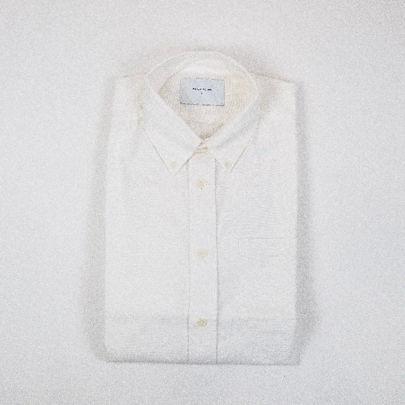 Men's Monochrome Shirts for a Minimalist VibeSam Oxford Shirt