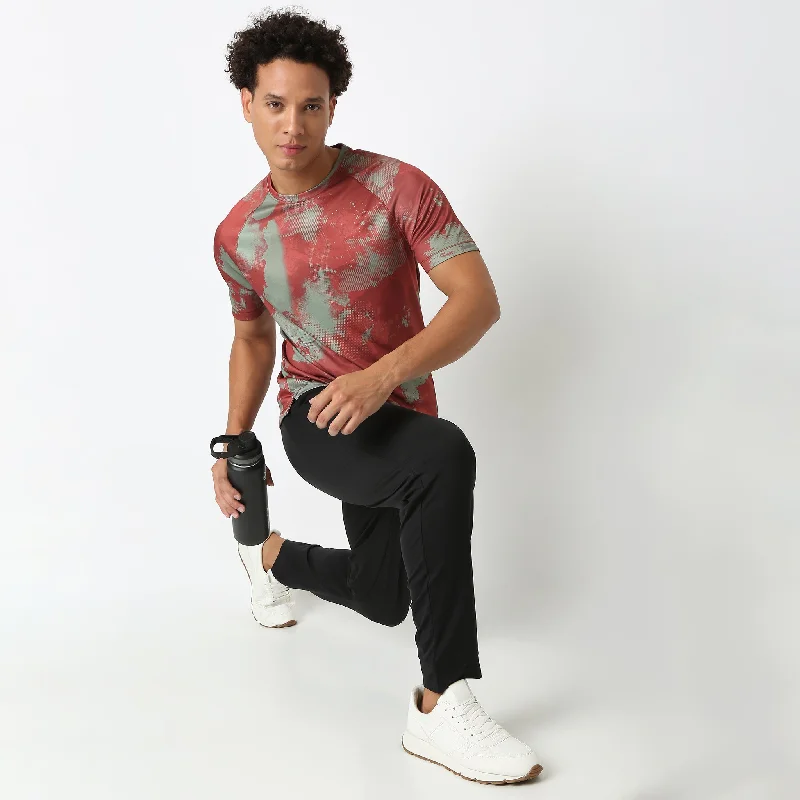 Men's Shirts with Adjustable CuffsRegular Fit Graphic Performance AirDry ⓒ Tee