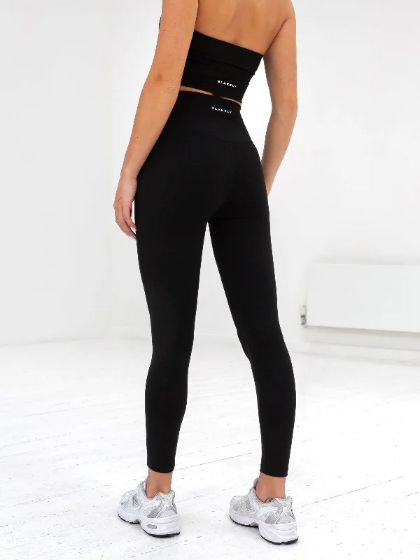 Studio Crossover Leggings - Black