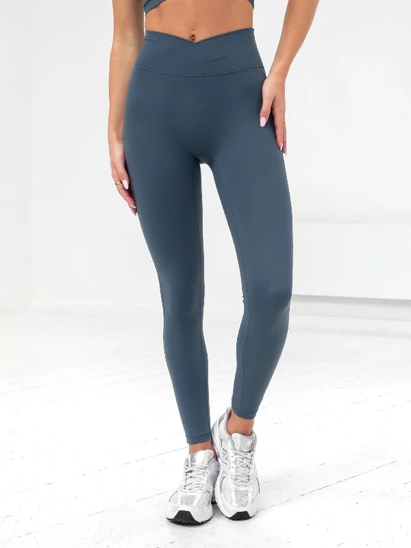 Studio Crossover Leggings - Slate Blue