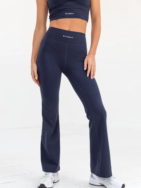 Soft Sculpt Wide Leg Leggings - Navy