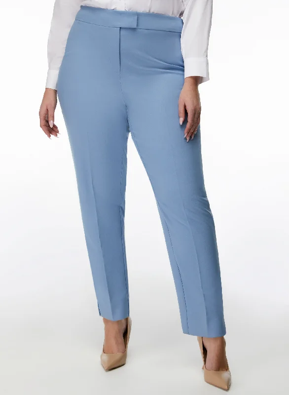 City Fit Slim Leg Pants