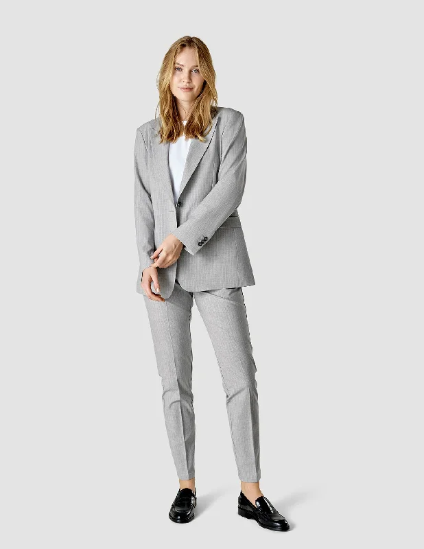 Essential Suit Tapered Light Grey Pinstriped