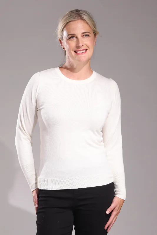 Light weight Knitwear Top | IVORY | 7301ZZ